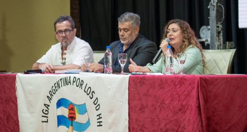 COMUNICACIÓN Y DERECHOS HUMANOS FUE UNO DE LOS EJES DEL PRE FORO REALIZADO EN LA UNLAR