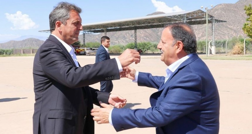 EL GOBERNADOR QUINTELA RECIBIÓ A MASSA EN CHILECITO
