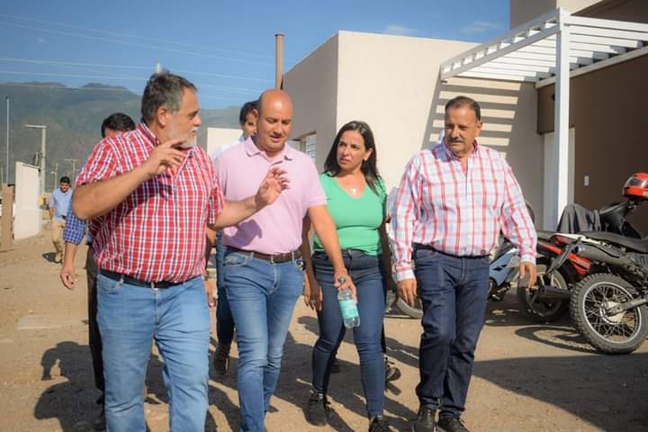 MARICEL MALDONADO ACOMPAÑÓ AL GOBERNADOR EN VISITA DE OBRA