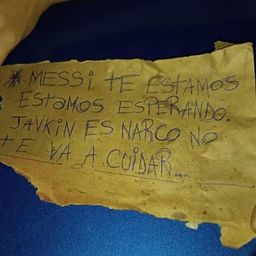 BALEARON EL SUPERMERCADO DE LA FAMILIA DE ANTONELLA Y LE DEJARON UN MENSAJE MAFIOSO A MESSI