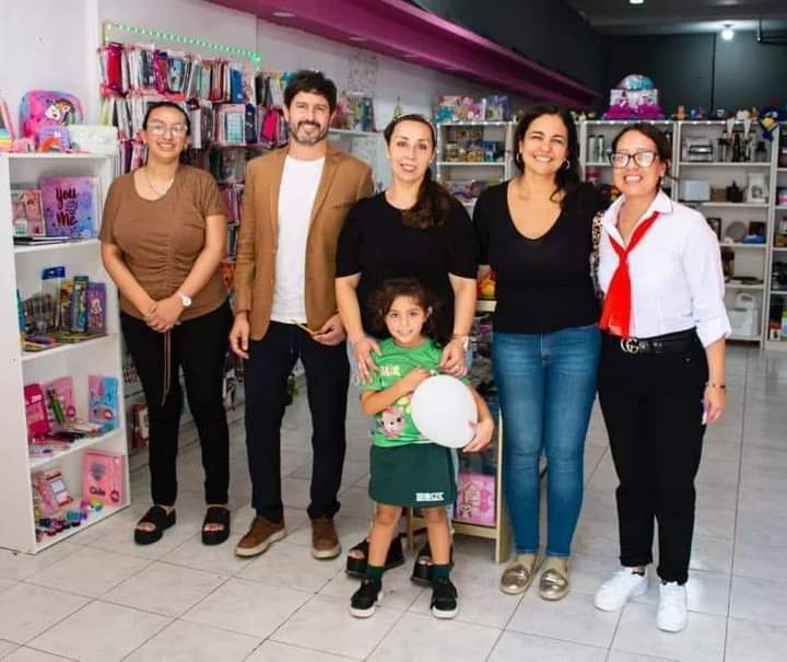 INICIAR NO DETIENE SU APOYO PARA QUE MÁS RIOJANOS Y RIOJANAS PUEDAN ABRIR SU COMERCIO