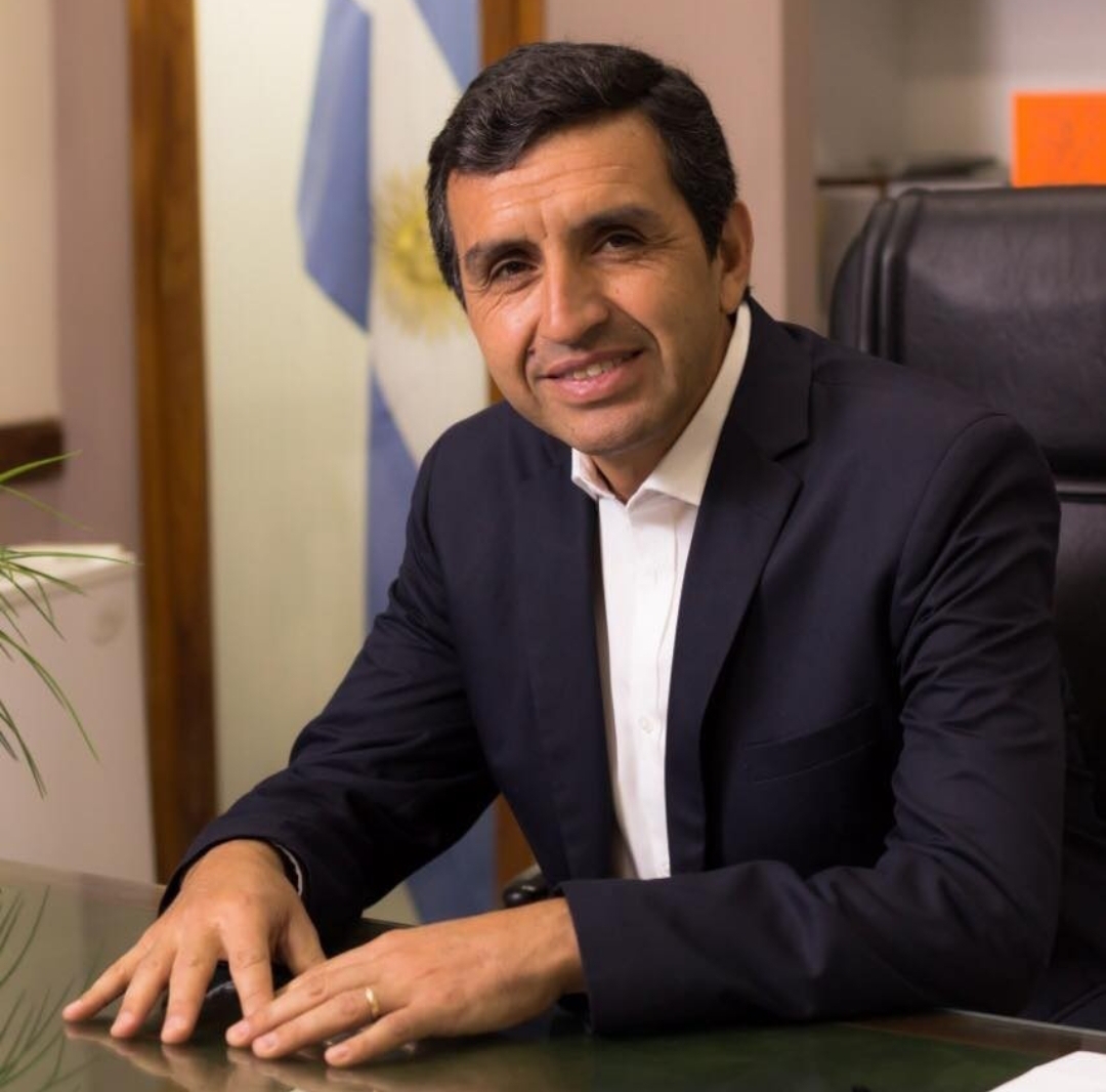 ARIEL MARTÍNEZ: “TODO ACUERDO TIENE QUE SER CON LOS CHICOS EN LA ESCUELA
