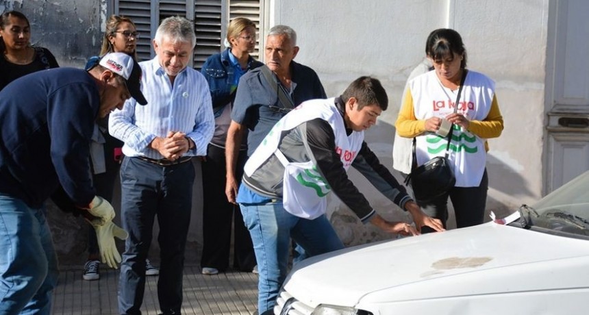 EXTENDERÁN EN TODA LA CIUDAD LOS OPERATIVOS DE LEVANTAMIENTO DE AUTOS ABANDONADOS EN LA VÍA PÚBLICA