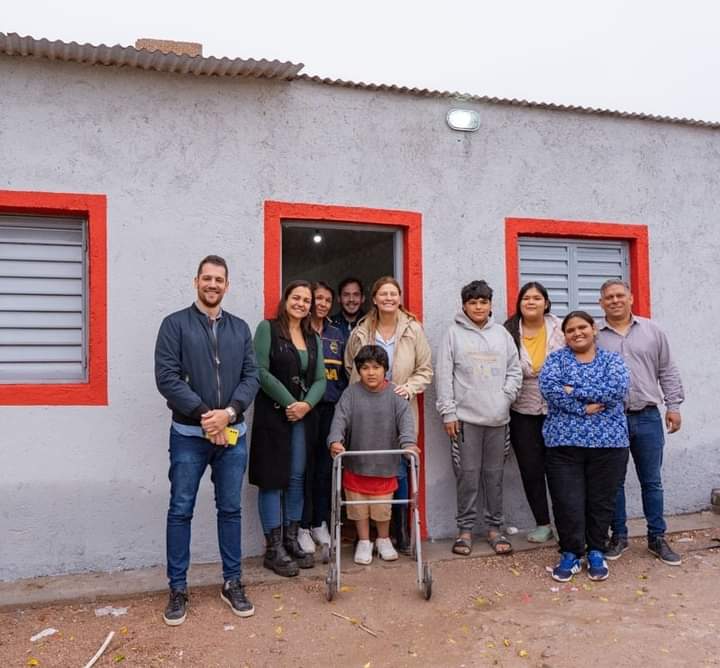 JULIETA CALDERÓN: ''TRABAJAREMOS CON EL GOBIERNO PROVINCIAL PARA QUE EL TECHO Y LOS SERVICIOS URBANOS SEAN UNA REALIDAD PARA LAS Y LOS VECINOS DE CAPITAL