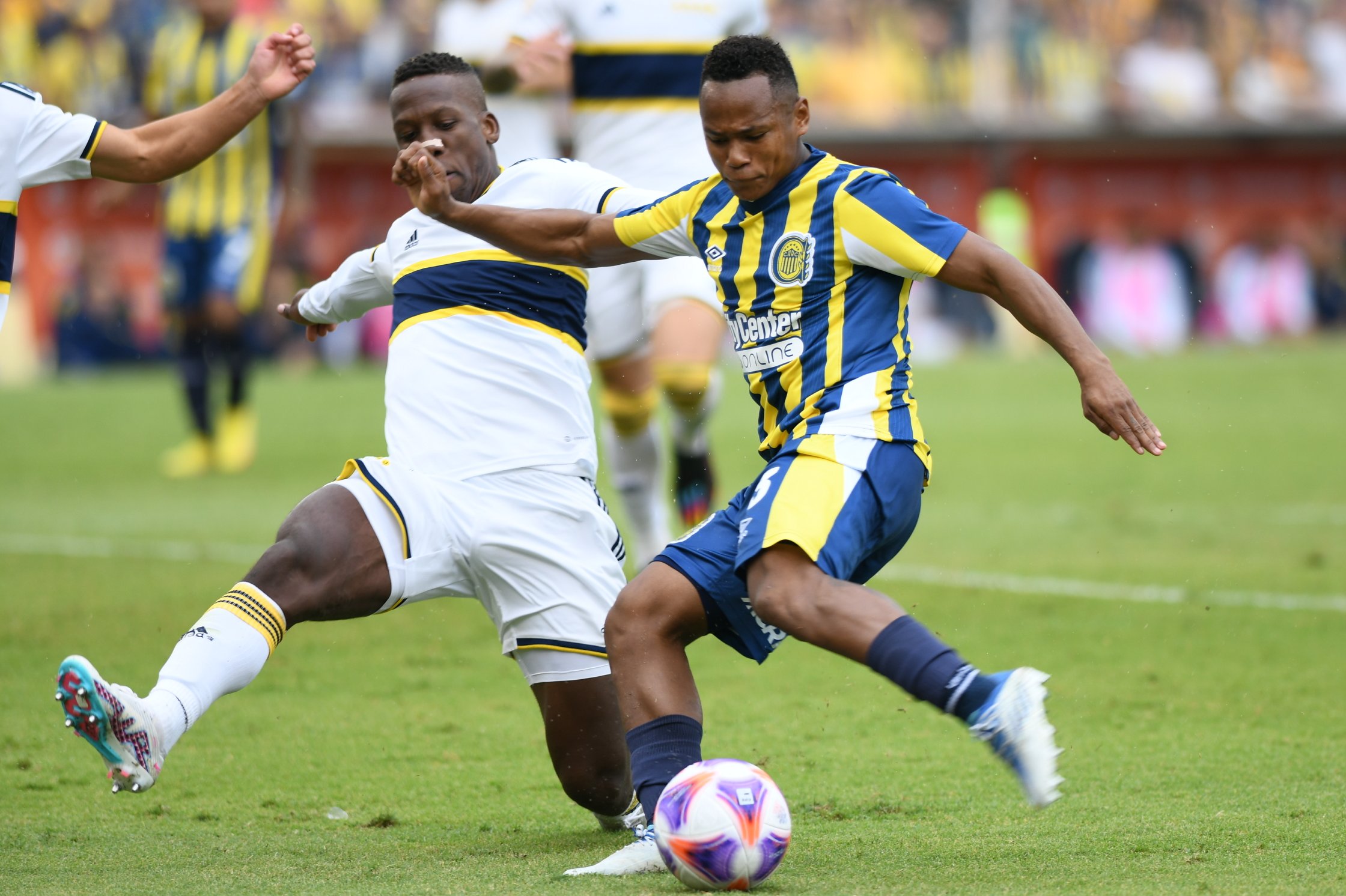 BOCA RESCATÓ UN EMPATE ANTE ROSARIO CENTRAL