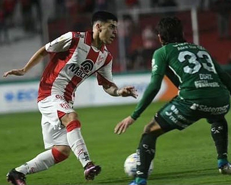 INSTITUTO EMPATÓ ANTE SARMIENTO Y SE FUE CON GUSTO A POCO