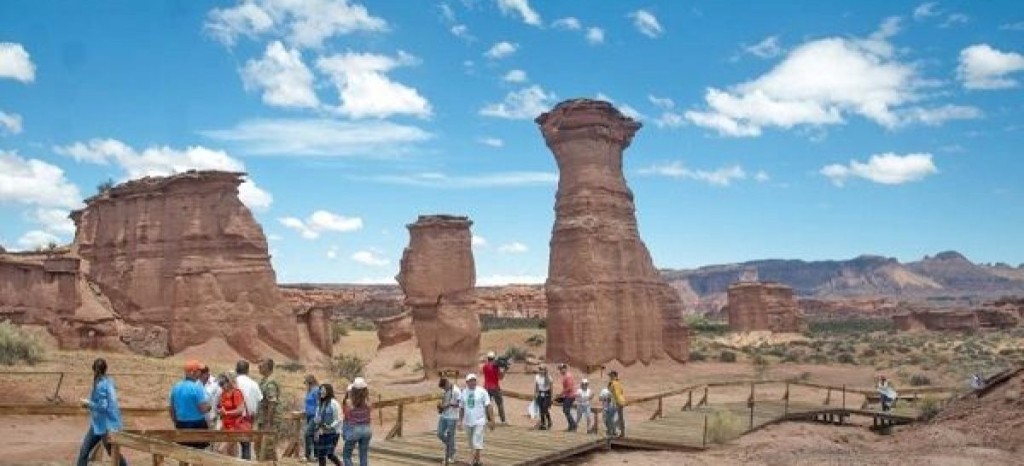 SEMANA SANTA: GRAN MOVIMIENTO TUR&Iacute;STICO EN TODO EL PA&Iacute;S