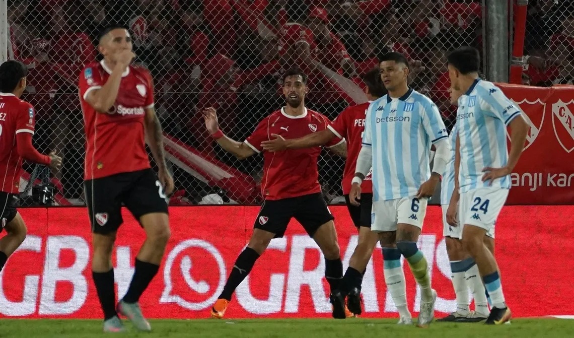 INDEPENDIENTE LE GAN&Oacute; EL CL&Aacute;SICO A RACING  POR EL APERTURA 