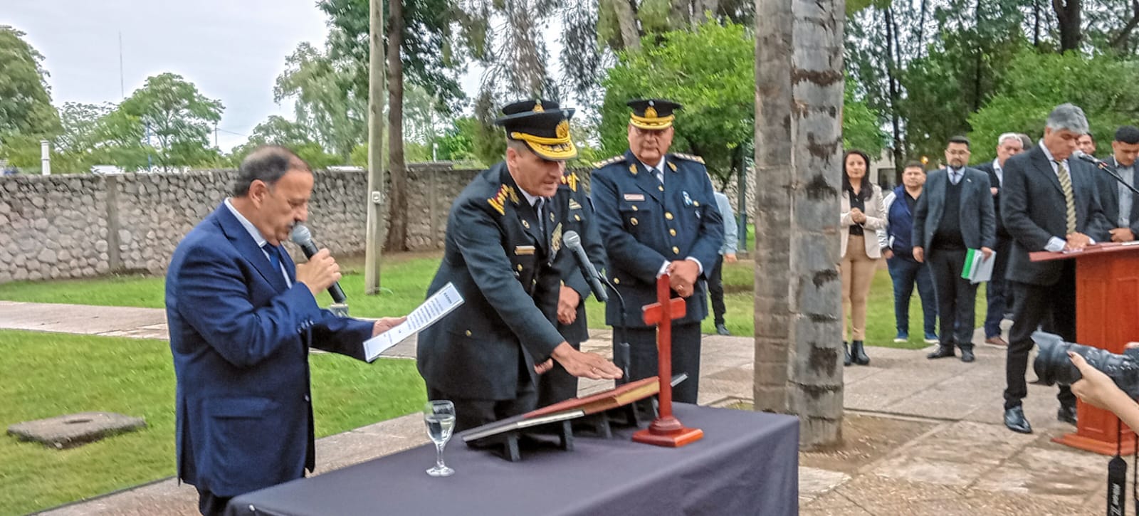 QUINTELA EN LA JURA AL NUEVO JEFE DE POLIC&Iacute;A: " SE INICIA UNA NUEVA ETAPA PARA LA INSTITUCI&Oacute;N"
