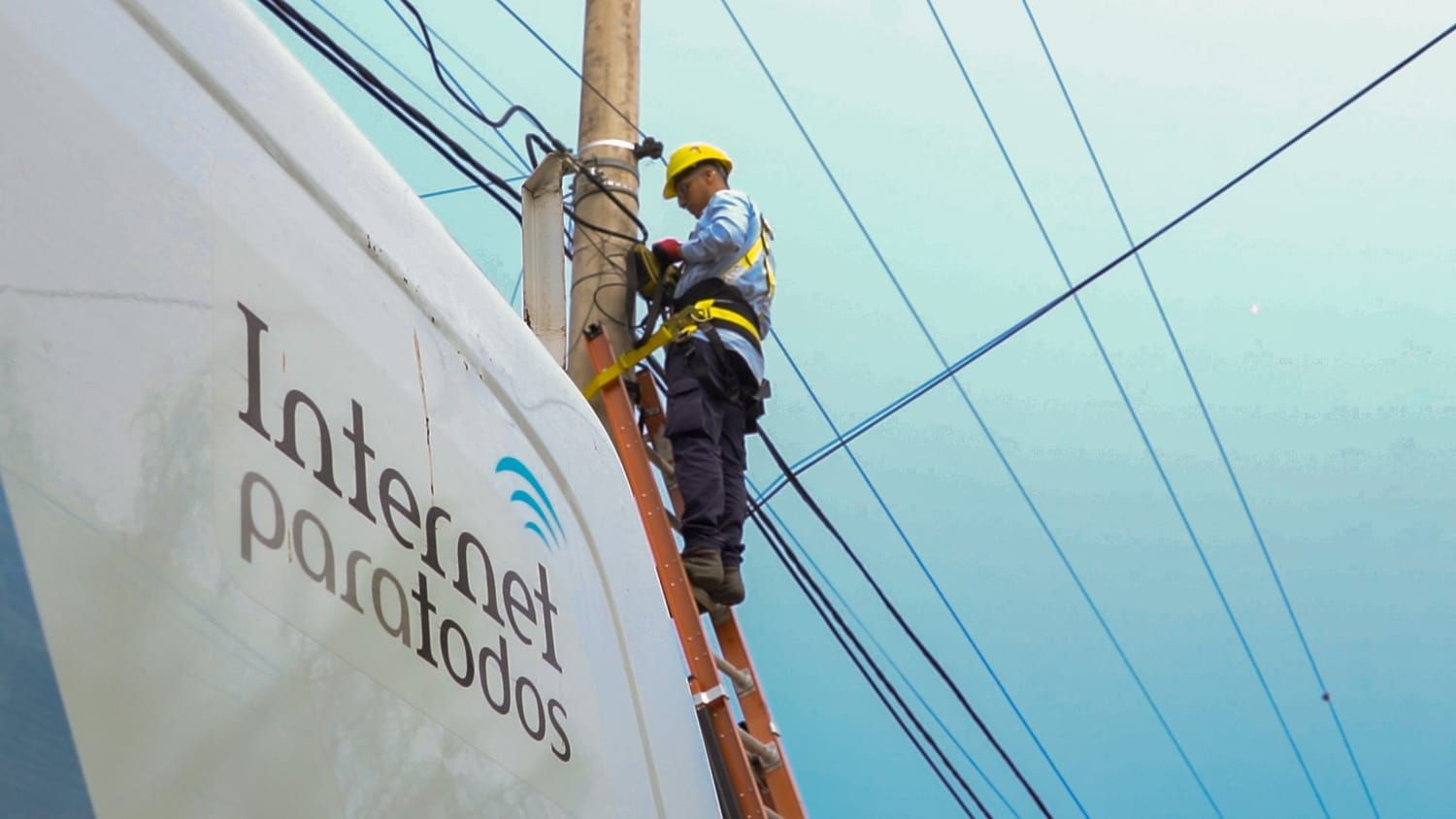 INTERNET PARA TODOS EXTIENDE LA RED DE FIBRA &Oacute;PTICA EN EL OESTE PROVINCIAL