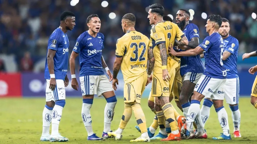 BOCA DEJ&Oacute; SU INVICTO EN BRASIL TRAS CAER CON CRUZEIRO 