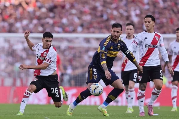 BOCA LE GAN&Oacute; A RIVER Y PELEA POR LA PUNTA DE SU ZONA