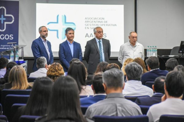 M&Aacute;S DE 180 PROFESIONALES SE CAPACITARON EN CARDIOLOGIA