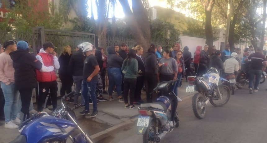 MANIFESTACIÓN DE EMPLEADOS MUNICIPALES