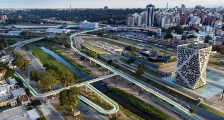 CÓRDOBA INAGURÓ UNA CICLOVÍA EN ALTURA DE 1.700 METROS DE LARGO