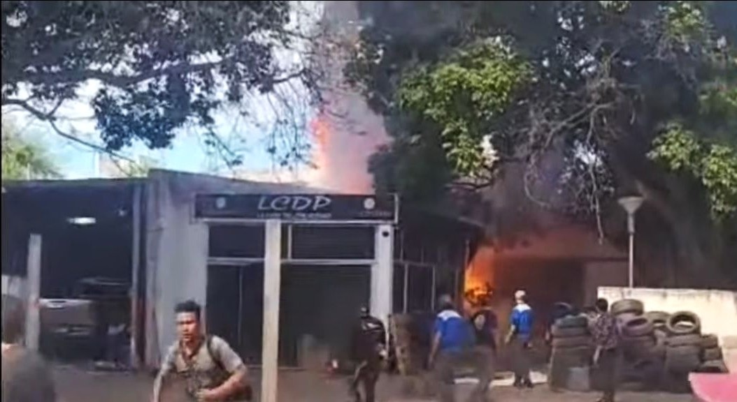 INCENDIO LLEVÓ PREOCUPACIÓN EN EL CENTRO