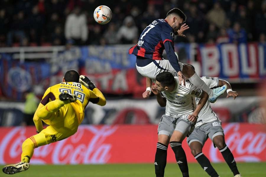 LOS CRUCES DE OCTAVOS DEL TORNEO APERTURA Y CUANDO PUEDE HABER SUPERCLASICO