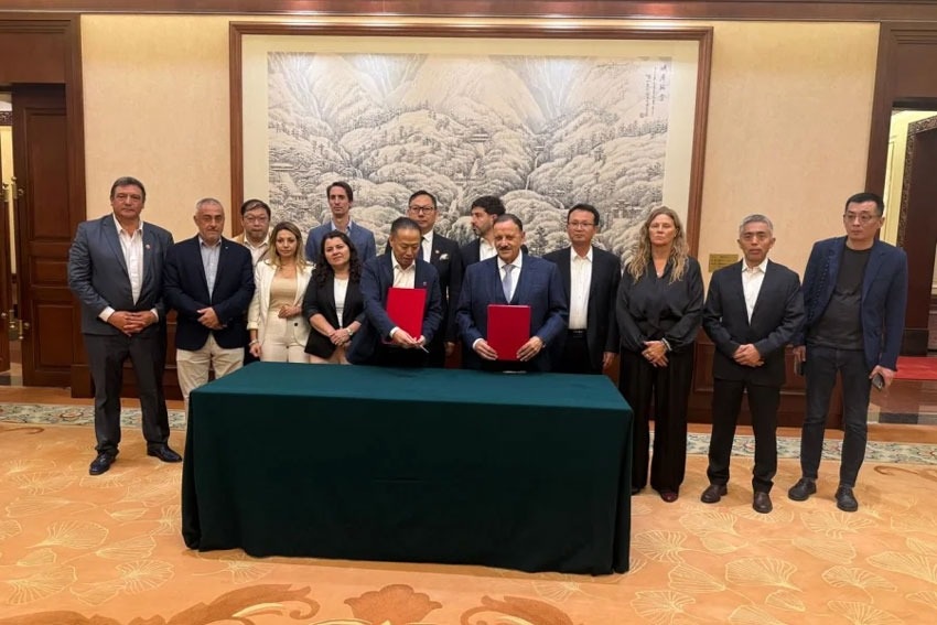 FIRMAN ACUERDOS CON EMPRESA CHINA PARA IMPULSAR LA MINERIA