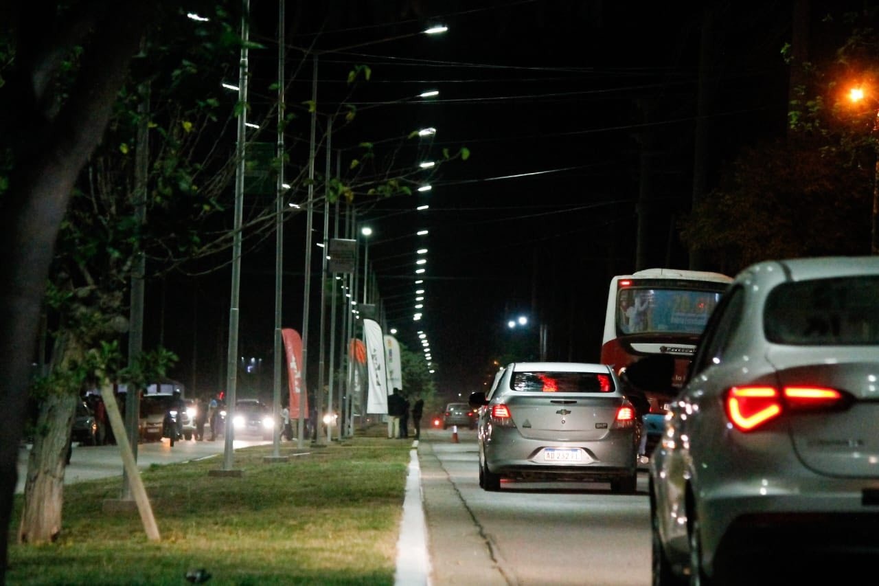 LA MUNICIPALIDAD MEJORA ILUMINARIAS Y APUESTA A UNA CIUDAD MÁS LIMPIA Y ORDENADA