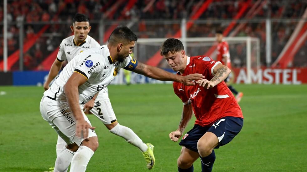 INDEPENDIENTE VENCIÓ A GUARANI Y ES LIDER DE SU GRUPO