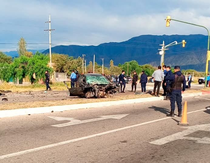 TRES MUERTOS EN UN TRÁGICO SINIESTRO VIAL EN CIRCUNVALACIÓN