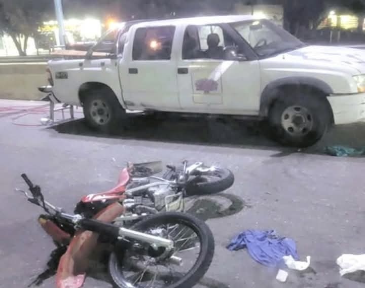 SINIESTRO VIAL EN AIMOGASTA: UN MOTOCICLISTA  CHOCÓ UNA CAMIONETA  Y SUFRIÓ HERIDAS GRAVES 