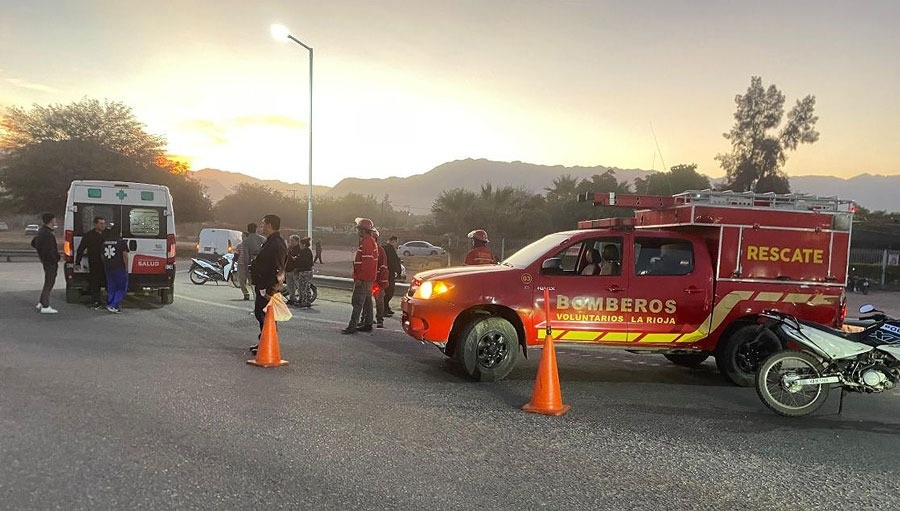 CICLISTA CAYÓ DE SU RODADO Y SUFRIÓ HERIDAS