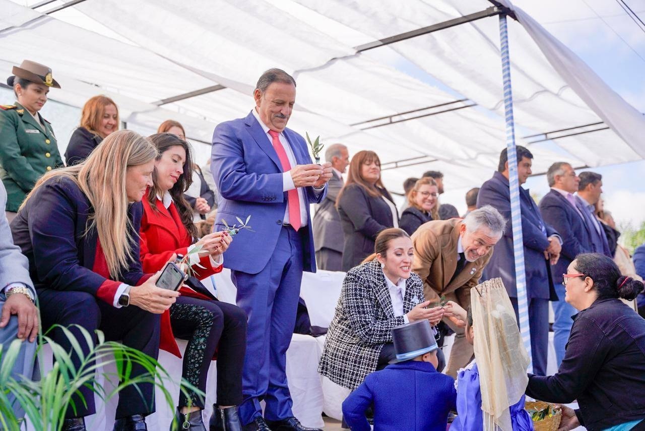 QUINTELA LLEVÓ UN MENSAJE DE ESPERANZA Y FEDERALISMO EN ARAUCO
