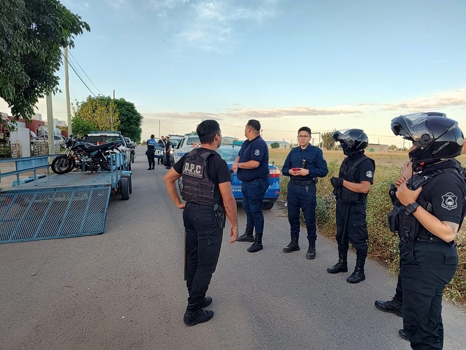 REALIZABAN PELEAS CLANDESTINAS, LES CAYÓ LA POLICIA Y DEMORÓ A UNA MUJER