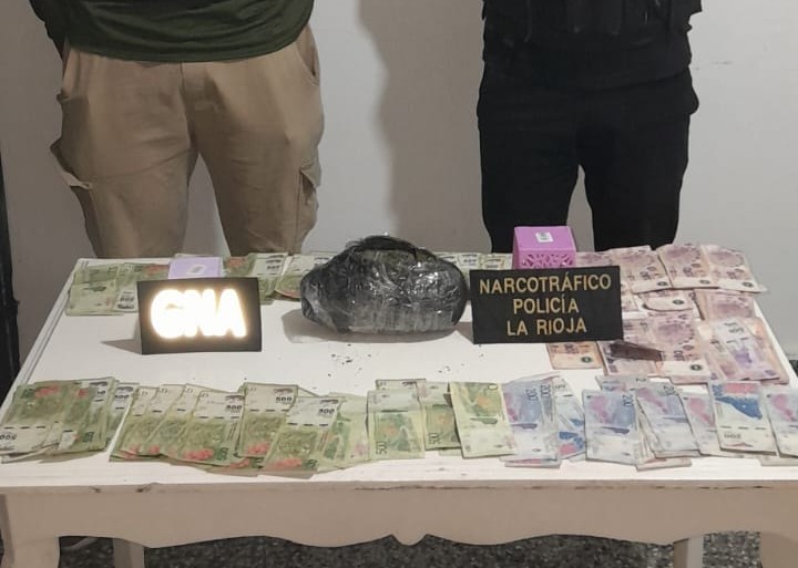POLIC&Iacute;A DE LA RIOJA REALIZ&Oacute; SIETE ALLANAMIENTOS EN LA CAPITAL Y SECUESTR&Oacute; M&Aacute;S DE 1,2 KILOS DE DROGAS INCAUTADAS