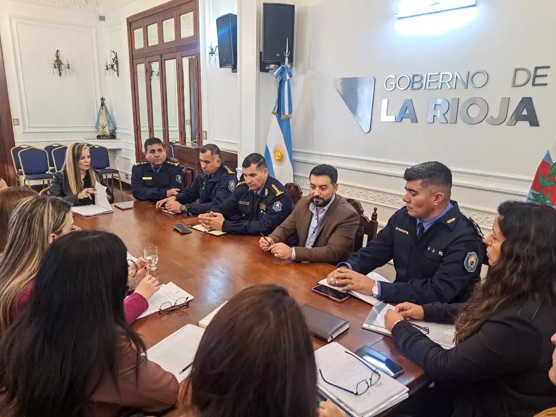 REUNI&Oacute;N DE TRABAJO PARA AVANZAR EN ACCIONES CONJUNTAS DE SEGURIDAD VIAL.
