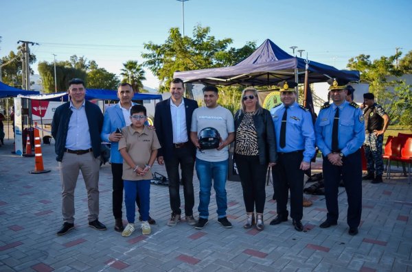LA POLIC&Iacute;A REALIZ&Oacute; UNA JORNADA DE CONCIENTIZACI&Oacute;N VIAL