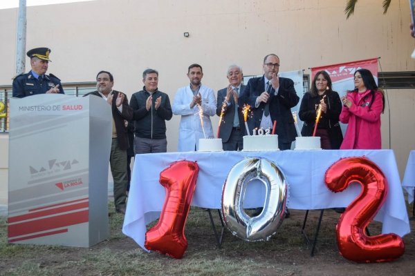 EL HOSPITAL VERA BARROS CELEBR&Oacute; SUS 102 A&Ntilde;OS CON HOMENAJES Y ALGUNOS RECONOCIMIENTOS 