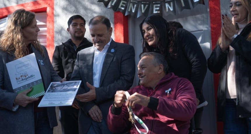 ELPLAN ANGELELLI ENTREG&Oacute; UNA VIVIENDA ADAPTADA A UNA FAMILIA EN CHAMICAL