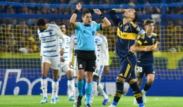 BOCA NO LO PUDO DEFINIR Y SE COMPLIC&Oacute; EN LA COPA