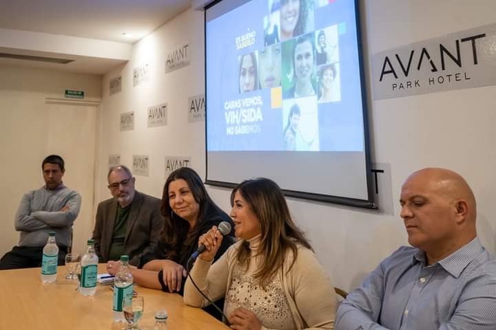 APOS Y FARMAPOS LANZARON LA CAMPAÑA DE PREVENCIÓN Y DETECCIÓN TEMPRANA DE VIH.