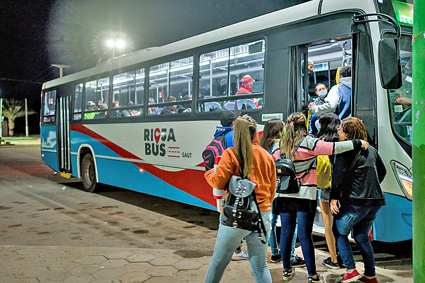ATAQUES A RIOJA BUS AFECTAN EL SERVICIO EN LA ZONA SUR