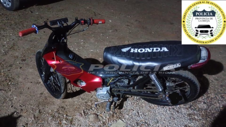 SECUESTRAN UNA MOTOCICLETA QUE TENIA TODO ADULTERADO
