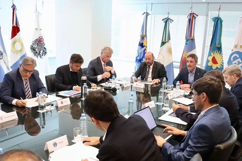 GOBERNADORES ALERTAN POR LA CRISIS FINANCIERA