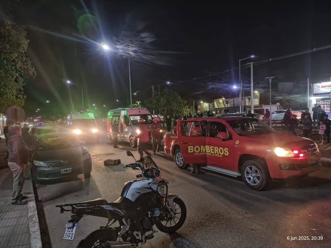  NUEVO SINIESTRO VIAL DEJÓ HERIDOS GRAVES EN LA CAPITAL