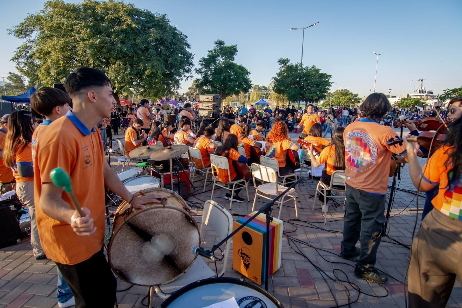 LA ECO FERIA REUNIÓ A MILES DE RIOJANOS EN EL PARQUE DE LA JUVENTUDES
