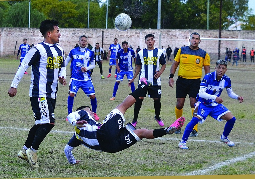 SAN FRANCISCO LE GANÓ CON LO JUSTO A SAN VICENTE EN LA CANCHA 