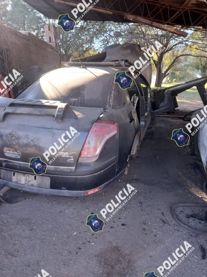 INVESTIGACIONES SECUESTRÓ UN AUTOMÓVIL QUE TENIA PEDIDO DE CAPTURA