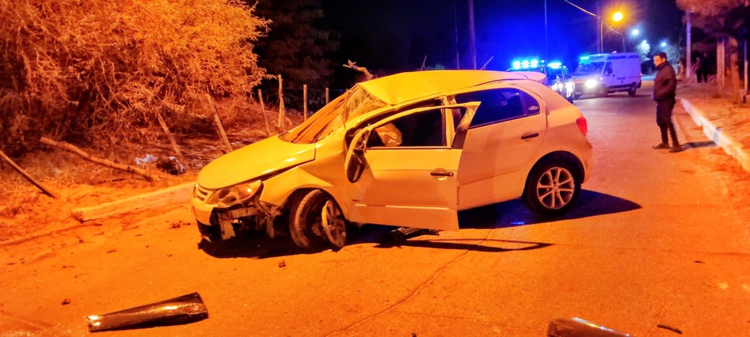 ESPECTACULAR VUELCO DEJ&Oacute; UN HERIDO EN ARAUCO