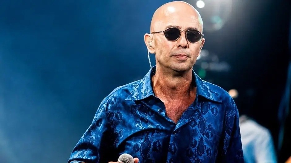 QUINTELA DESPIDI&Oacute; AL INDIO SOLARI Y DESTAC&Oacute; SU LEGADO EN LA M&Uacute;SICA ARGENTINA: "HUMANO Y COMPROMETIDO"