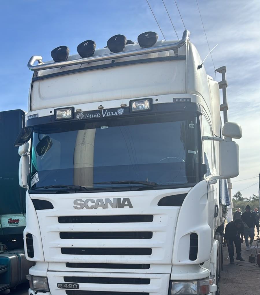 UN CAMIONERO SUFRI&Oacute; GRAVES HERIDAS TRAS INTENTAR REPARAR SU CAMI&Oacute;N