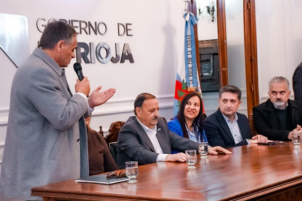 LA PROVINCIA IMPULSA UNA PLANIFICACI&Oacute;N INTEGRAL PARA 18 DEPARTAMENTOS