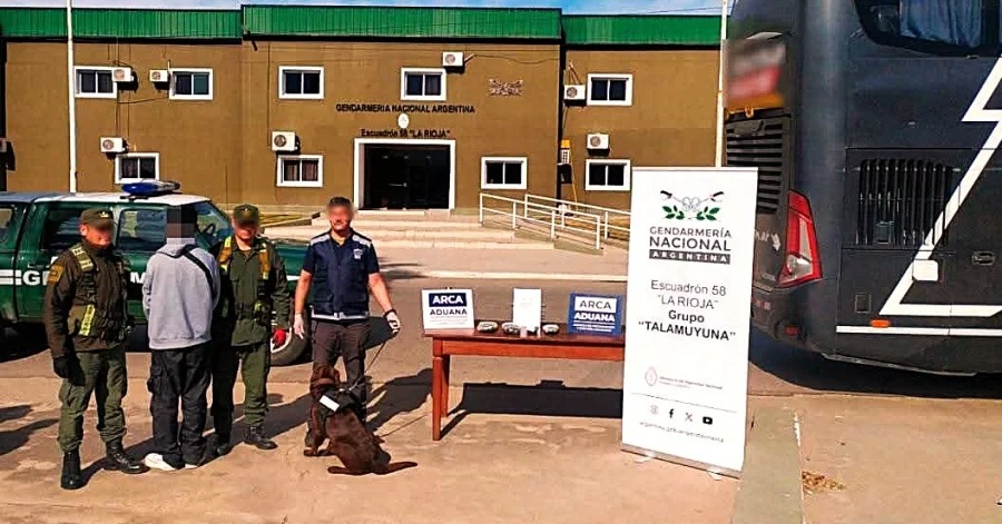 GENDARMER&Iacute;A INCAUT&Oacute; M&Aacute;S DE UN KILO Y MEDIO DE MARIHUANA EN LA RUTA 38
