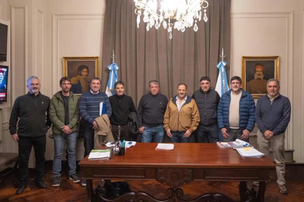 QUINTELA RECIBI&Oacute; A LA C&Aacute;MARA DE LA CONSTRUCCI&Oacute;N PARA ANALIZAR ALTERNATIVAS DE REACTIVACI&Oacute;N DEL SECTOR 