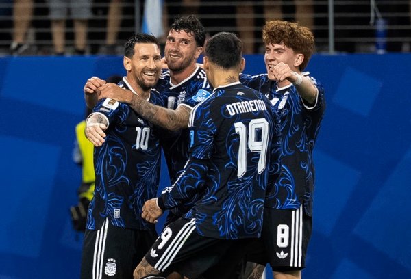 ARGENTINA LE GAN&Oacute; A JORDANIA Y CERR&Oacute; LA FASE DE GRUPOS CON PUNTAJE IDEAL